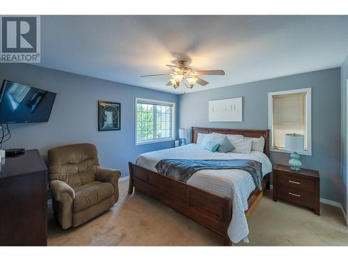 127 Stocks Crescent, Penticton, BC - Indoor Photo Showing Bedroom