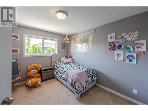 127 Stocks Crescent, Penticton, BC - Indoor Photo Showing Bedroom