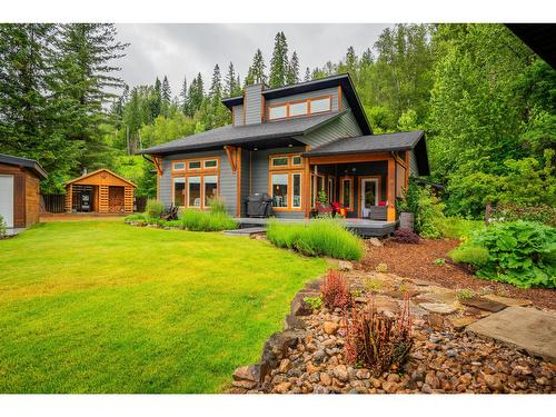 3305 Pass Creek Road, Castlegar, BC - Outdoor With Deck Patio Veranda