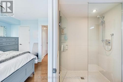 413 - 676 Sheppard Avenue E, Toronto C15, ON - Indoor Photo Showing Bathroom
