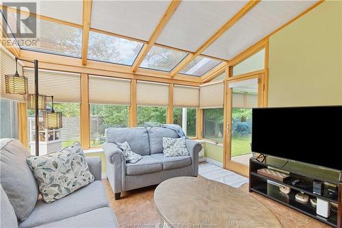 23 Oakhill Court, Moncton, NB - Indoor Photo Showing Living Room