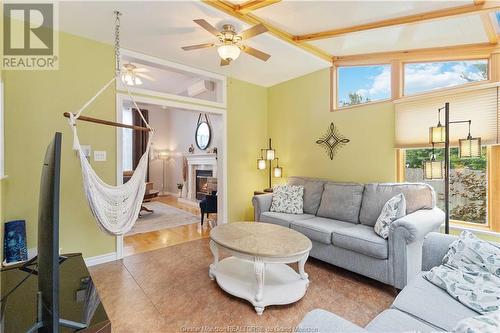 23 Oakhill Crt, Moncton, NB - Indoor Photo Showing Living Room