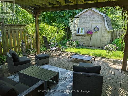 107 Madison Court W, Welland, ON - Outdoor With Deck Patio Veranda