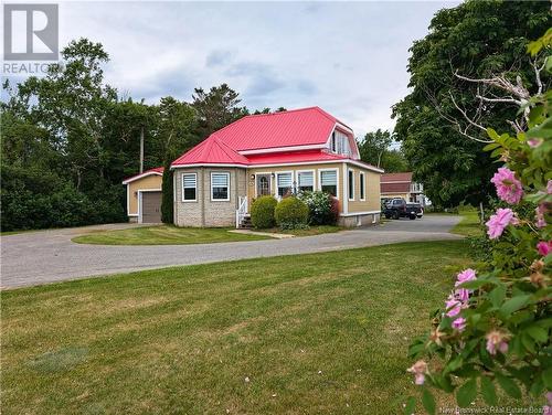 1791 Châtillion Street, Maisonnette, NB - Outdoor