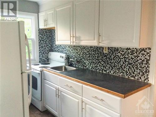 955 Merivale Road, Ottawa, ON - Indoor Photo Showing Kitchen