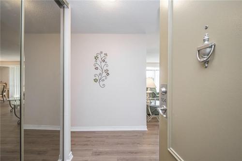 301 Frances Avenue S|Unit #1104, Hamilton, ON - Indoor Photo Showing Other Room