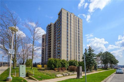 301 Frances Avenue S|Unit #1104, Hamilton, ON - Outdoor With Facade