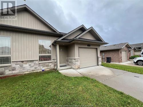 3237 Seville, Windsor, ON - Outdoor With Facade