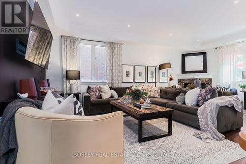 71A Natal Avenue, Toronto, ON - Indoor Photo Showing Living Room