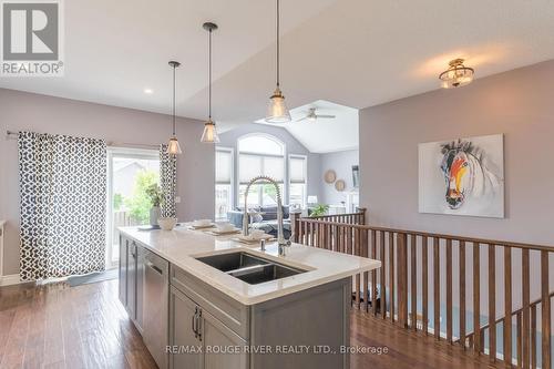 952 Avery Avenue, Peterborough, ON - Indoor Photo Showing Kitchen With Double Sink