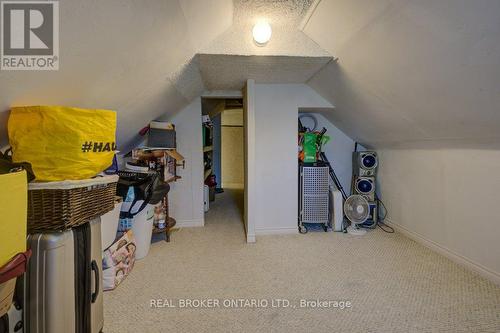 210 Grace Avenue, Hamilton, ON - Indoor Photo Showing Other Room