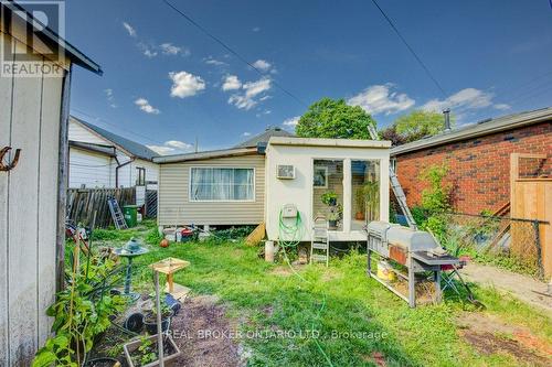 210 Grace Avenue, Hamilton, ON - Outdoor With Exterior