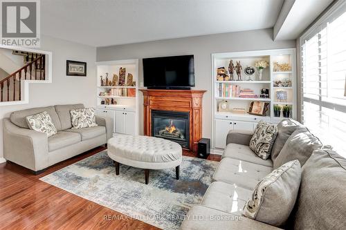 12 - 770 Othello Court, Mississauga, ON - Indoor Photo Showing Living Room With Fireplace