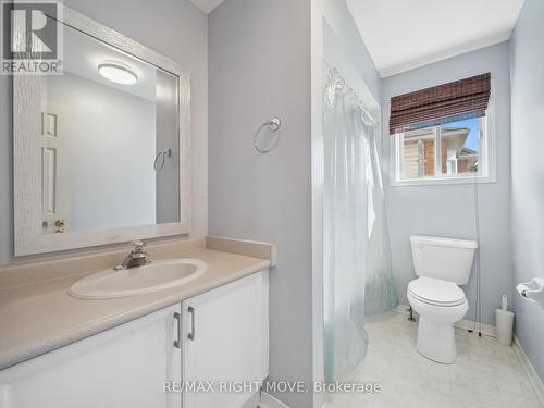 20 Frontier Avenue, Orillia, ON - Indoor Photo Showing Bathroom