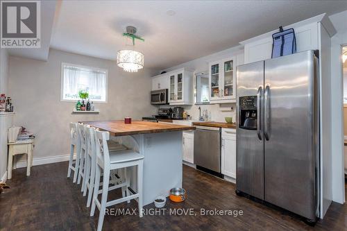 20 Frontier Avenue, Orillia, ON - Indoor Photo Showing Kitchen With Stainless Steel Kitchen