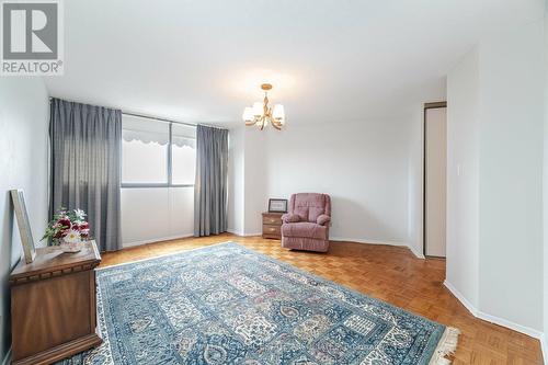 914 - 1333 Bloor Street, Mississauga, ON - Indoor Photo Showing Other Room