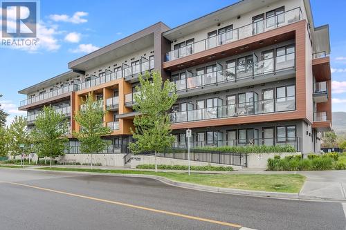 345 Dougall Road N Unit# Ph16, Kelowna, BC - Outdoor With Facade