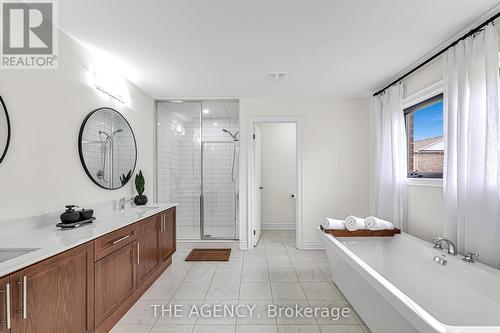 1404 Lawson Street, Innisfil (Alcona), ON - Indoor Photo Showing Bathroom