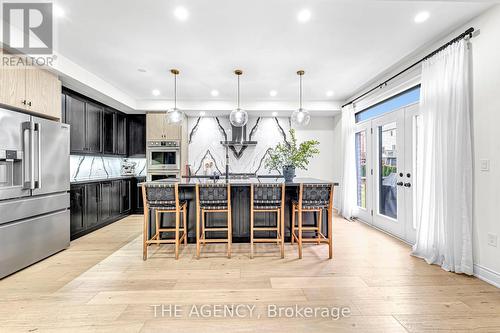 1404 Lawson Street, Innisfil (Alcona), ON - Indoor Photo Showing Kitchen With Stainless Steel Kitchen With Upgraded Kitchen