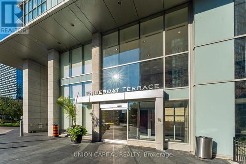 242A - 15 Iceboat Terrace, Toronto C01, ON - Outdoor