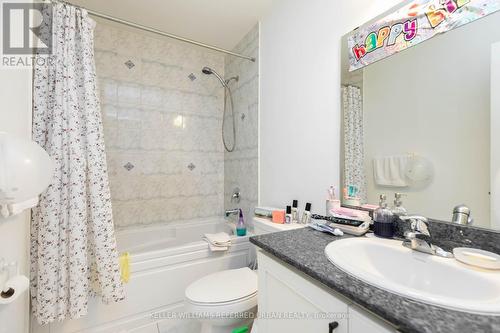 3628B St. Clair Avenue E, Toronto E08, ON - Indoor Photo Showing Bathroom