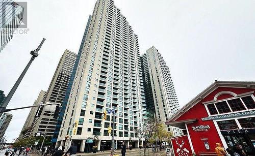 3005 - 77 Harbour Square S, Toronto (Waterfront Communities), ON - Outdoor With Facade