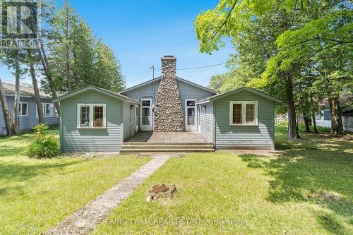 86 East Beach Road, Tiny, ON - Outdoor With Facade