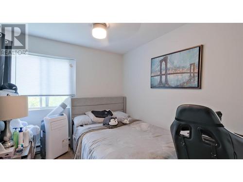 575 Doyle Avenue Unit# 102, Kelowna, BC - Indoor Photo Showing Bedroom