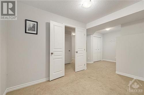 274 Pembina Private, Ottawa, ON - Indoor Photo Showing Other Room