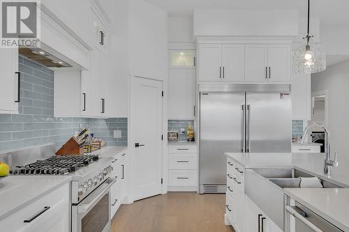 1678 Country Club Drive Unit# 1, Kelowna, BC - Indoor Photo Showing Kitchen With Stainless Steel Kitchen With Double Sink With Upgraded Kitchen