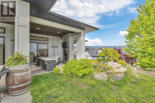 1678 Country Club Drive Unit# 1, Kelowna, BC - Outdoor