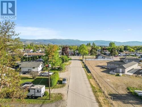 1525 Stafford Road, Kelowna, BC - Outdoor With View