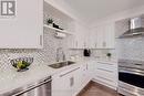 601 - 55 Skymark Drive, Toronto C15, ON  - Indoor Photo Showing Kitchen With Upgraded Kitchen 