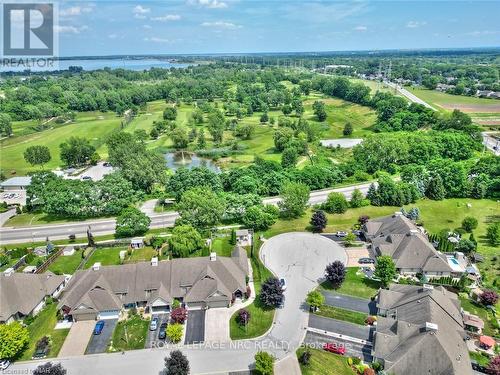 2457 Walker Court, Niagara Falls, ON - Outdoor With View