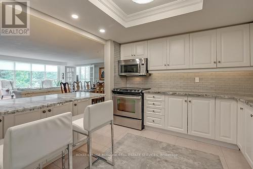 401 - 2121 Lakeshore Road, Burlington, ON - Indoor Photo Showing Kitchen With Stainless Steel Kitchen With Upgraded Kitchen