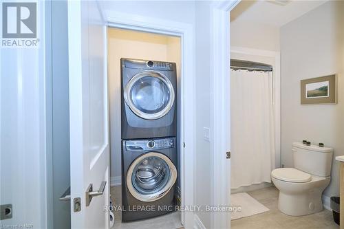 35 Taliesin Trail, Welland, ON - Indoor Photo Showing Laundry Room