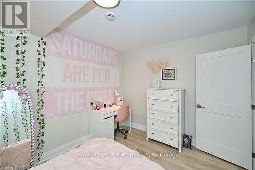 35 Taliesin Trail, Welland, ON - Indoor Photo Showing Bedroom