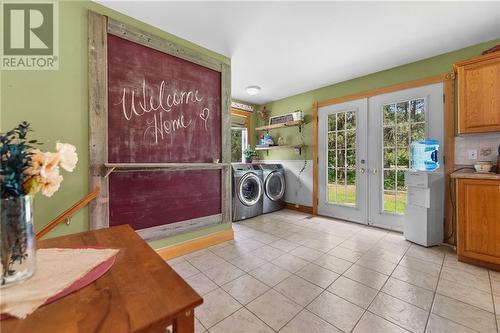 1208 Locksley Road, Pembroke, ON - Indoor Photo Showing Laundry Room