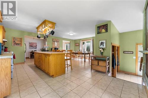 1208 Locksley Road, Pembroke, ON - Indoor