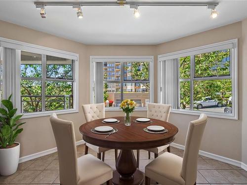 116-165 Kimta Rd, Victoria, BC - Indoor Photo Showing Dining Room