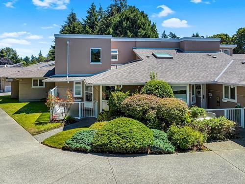 6-3049 Brittany Dr, Colwood, BC 