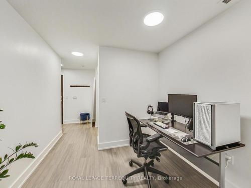 322-38 Dan Leckie Way, Toronto, ON - Indoor Photo Showing Office