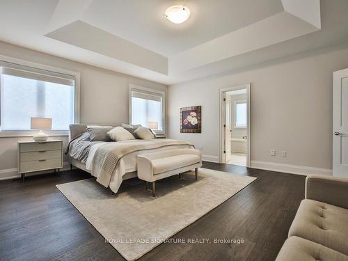 2302 Hyacinth Cres, Oakville, ON - Indoor Photo Showing Bedroom
