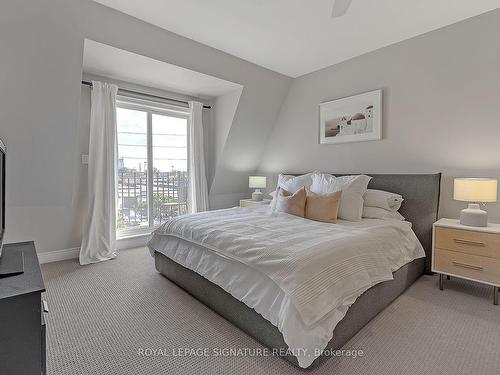 9 Furrow Lane, Toronto, ON - Indoor Photo Showing Bedroom
