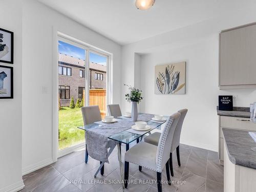 7453 Baycrest Common, Niagara Falls, ON - Indoor Photo Showing Dining Room