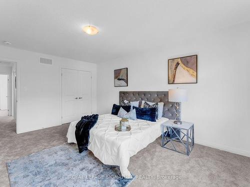 7453 Baycrest Common, Niagara Falls, ON - Indoor Photo Showing Bedroom