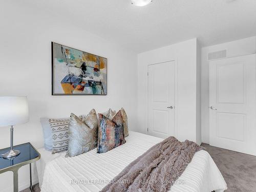 7453 Baycrest Common, Niagara Falls, ON - Indoor Photo Showing Bedroom