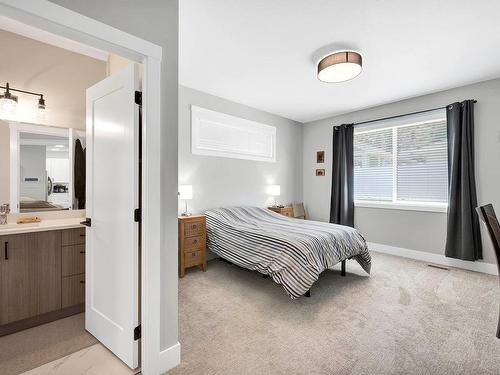 155-200 Grand Boulevard, Kamloops, BC - Indoor Photo Showing Bedroom
