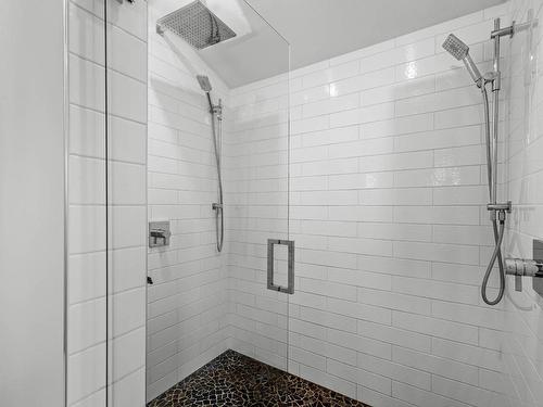 3801 Pineridge Drive, Kamloops, BC - Indoor Photo Showing Bathroom