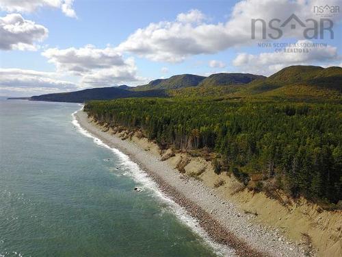 41251 Cabot Trail, Wreck Cove, NS 